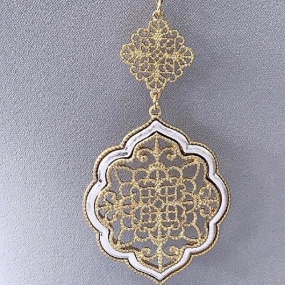 1 Left! Statement Necklace with Filigree Medallion - Picture 6 of 7